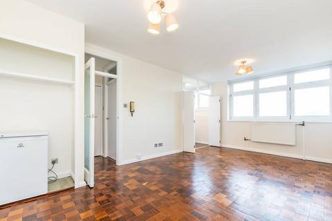 Studio for sale, Carlton Drive, Putney, London, SW15