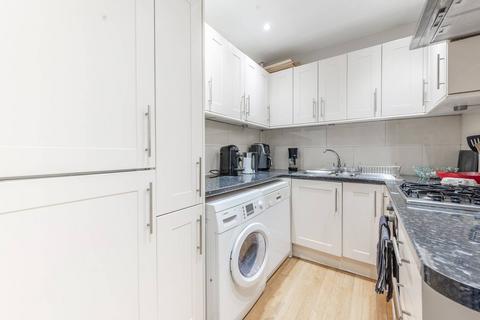 2 bedroom flat to rent, CORNWALL GARDENS, South Kensington, London, SW7