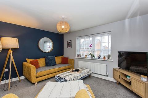 3 bedroom semi-detached house for sale, Roadtrain Avenue, Leyland, Lancashire, PR26