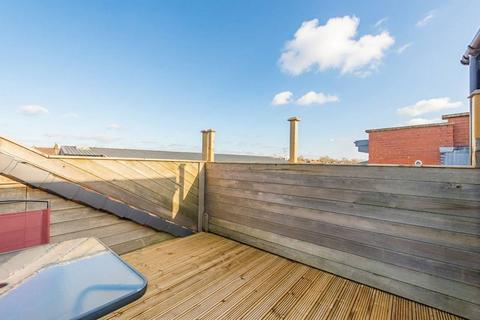 2 bedroom flat for sale, Kilburn Lane, Queen's Park, London, W10