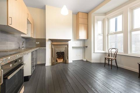 Kilburn Lane, Queen's Park, London, W10