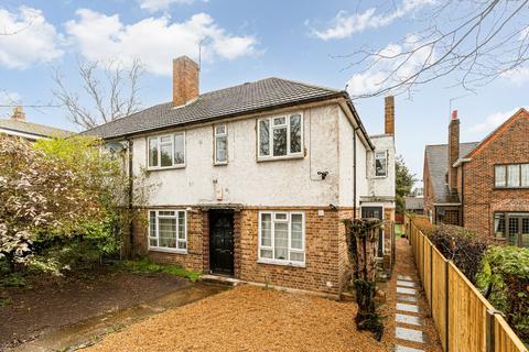 Ellesmere Road, London