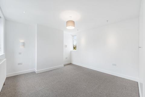 2 bedroom flat to rent, Ellesmere Road, London