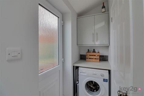 2 bedroom semi-detached house for sale, Kirkcroft Lane, Killamarsh, Sheffield, S21