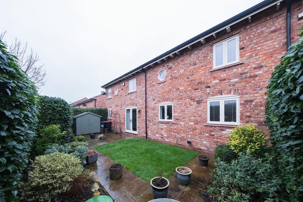 Charlton- 14 Stretton Green-049.jpg