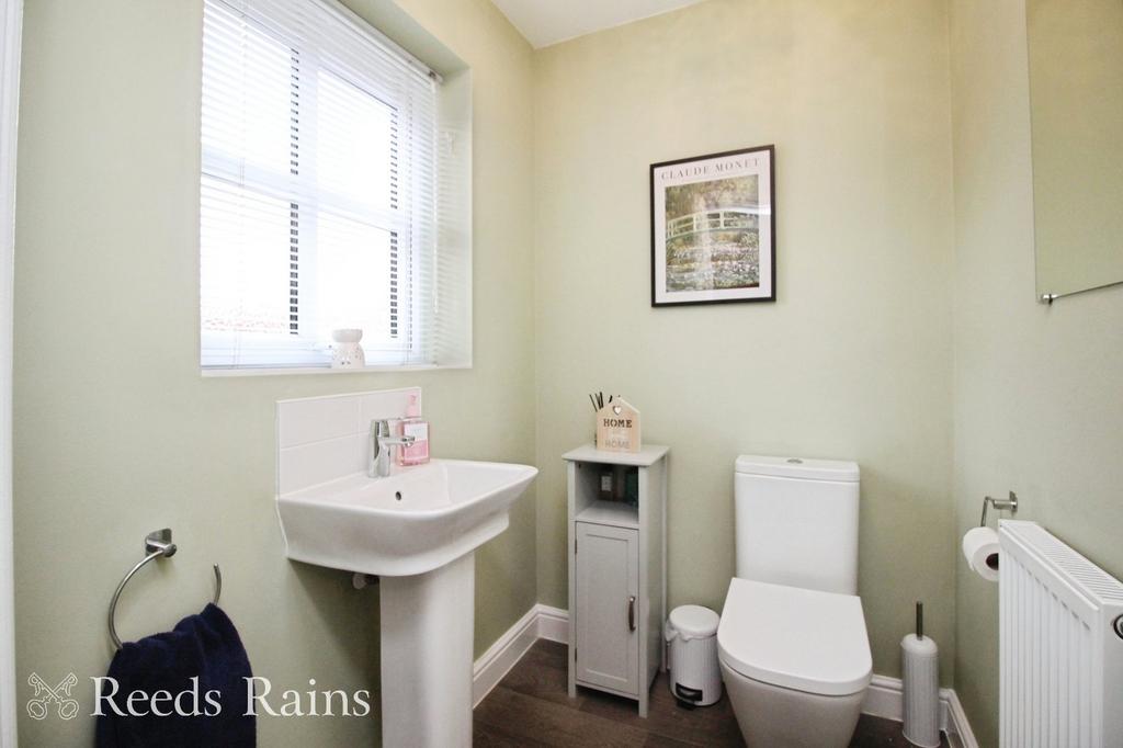 Ground Floor Wc