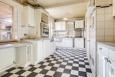 3 bedroom semi-detached house for sale, Denton Avenue, Westcliff-on-sea, SS0