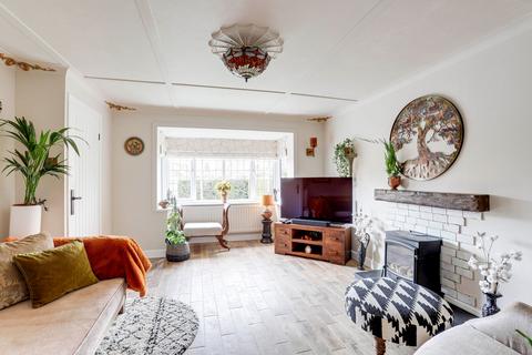 4 bedroom detached house for sale, Sheriffs Lea, Nottingham NG9