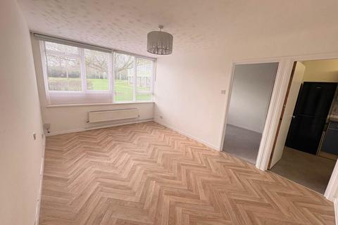 1 bedroom apartment to rent, Bryony House, Jocks Lane,