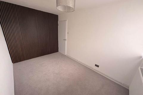 1 bedroom apartment to rent, Bryony House, Jocks Lane,