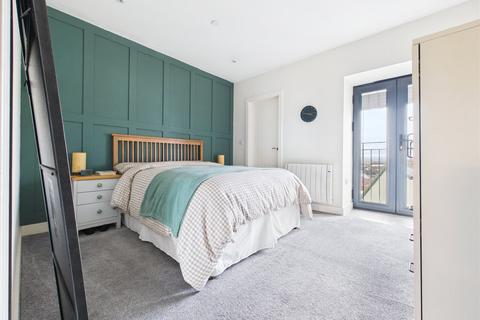 undefined, Downend Road, Bristol BS15