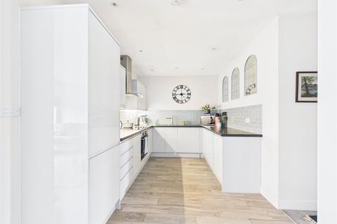2 bedroom apartment for sale, Downend Road, Bristol BS15
