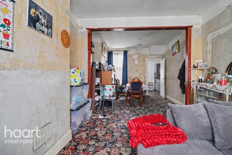 2 bedroom terraced house for sale, Meath Road, London