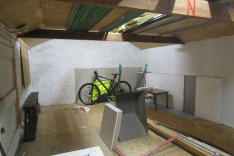 Industrial development to rent, 87 High St Bedford MK40 3HS