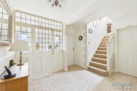 4 bedroom bungalow for sale, Heyhouses Lane,  Lytham St. Annes, FY8
