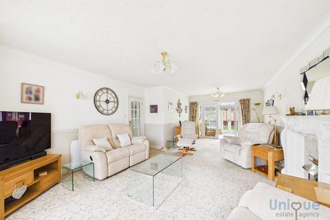 4 bedroom bungalow for sale, Heyhouses Lane,  Lytham St. Annes, FY8
