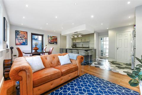 4 bedroom detached house to rent, Parliament Place, Winchester, Hampshire, SO22
