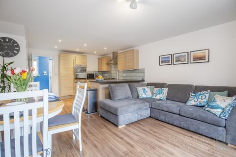 3 bedroom end of terrace house for sale, Cringleford, Norwich