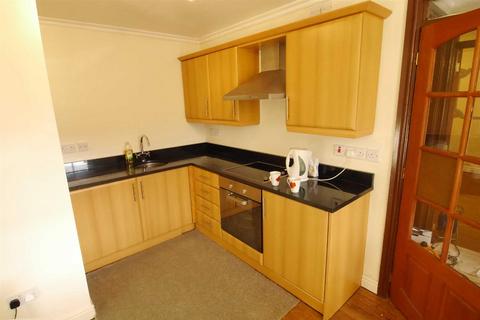 1 bedroom flat to rent, The Coach House, East Park Street, Morley