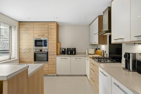 3 bedroom detached house for sale, Coed Y Felin, Pontypool NP4