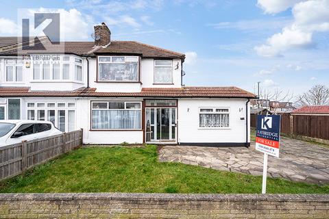3 bedroom end of terrace house for sale, Esher Avenue, Cheam, SM3