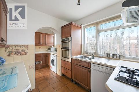 3 bedroom end of terrace house for sale, Esher Avenue, Cheam, SM3