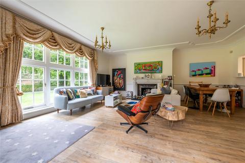 2 bedroom apartment for sale, London Road, Dorking, Surrey, RH5
