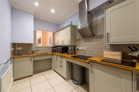2 bedroom apartment for sale, London Road, Dorking, Surrey, RH5
