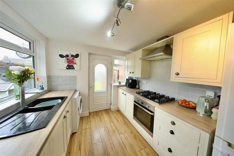 3 bedroom terraced house for sale, Lomond Road, Hull