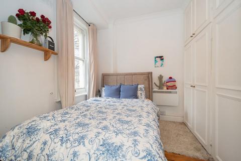 1 bedroom flat to rent, Sinclair Road, London W14