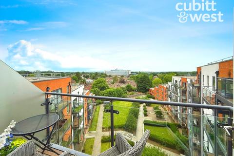 undefined, West Green Drive, Crawley, RH11