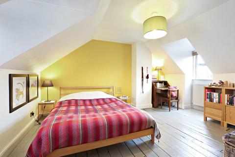 1 bedroom flat for sale, Flaxman Road, London, SE5