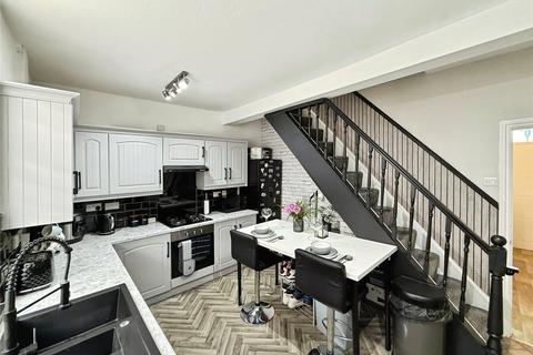 2 bedroom terraced house for sale, Pine Street, Manchester M26