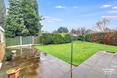 2 bedroom detached bungalow for sale, Mountford Crescent, Aldridge, Walsall