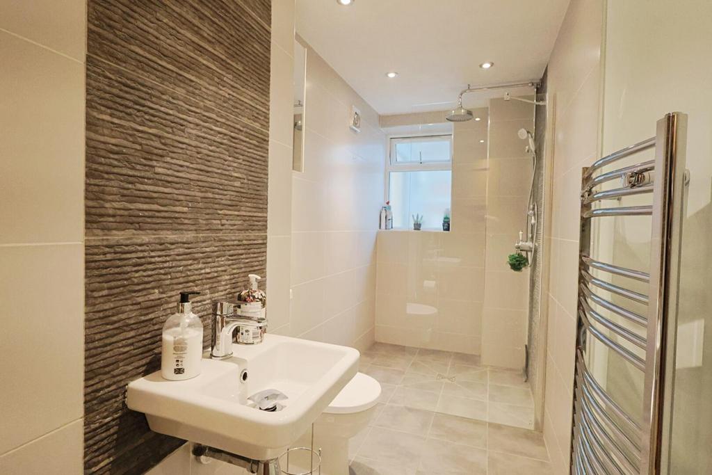 Ground floor shower room