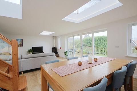 5 bedroom detached house for sale, Felton Road, Poole BH14