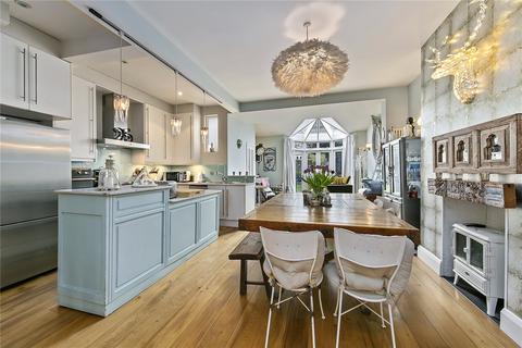 4 bedroom end of terrace house for sale, Palmerston Road, London, SW14