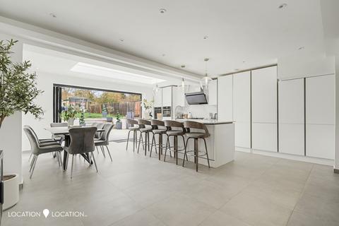 undefined, Hamilton Road, Cockfosters, EN4
