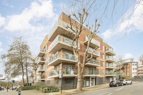 2 bedroom flat for sale, Rosemont Road, London W3