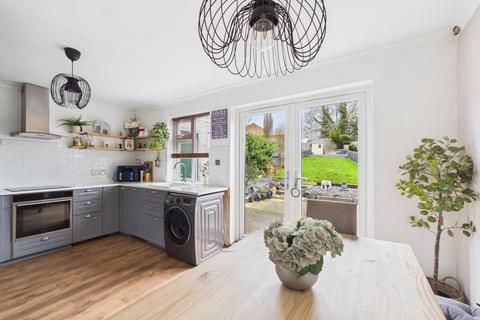 3 bedroom semi-detached house for sale, Soulbury Road, Linslade, LU7