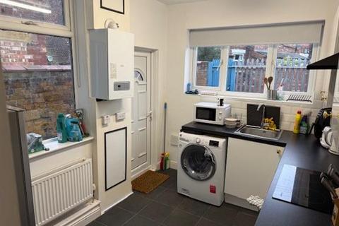 3 bedroom terraced house for sale, Hart Road, Withington, Manchester