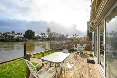 3 bedroom bungalow for sale, River Ash Estate, Shepperton, TW17