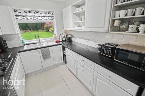 3 bedroom semi-detached house for sale, Ash Tree Road, Leicester