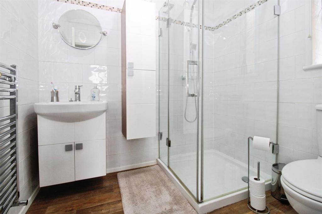 En Suite Shower Room
