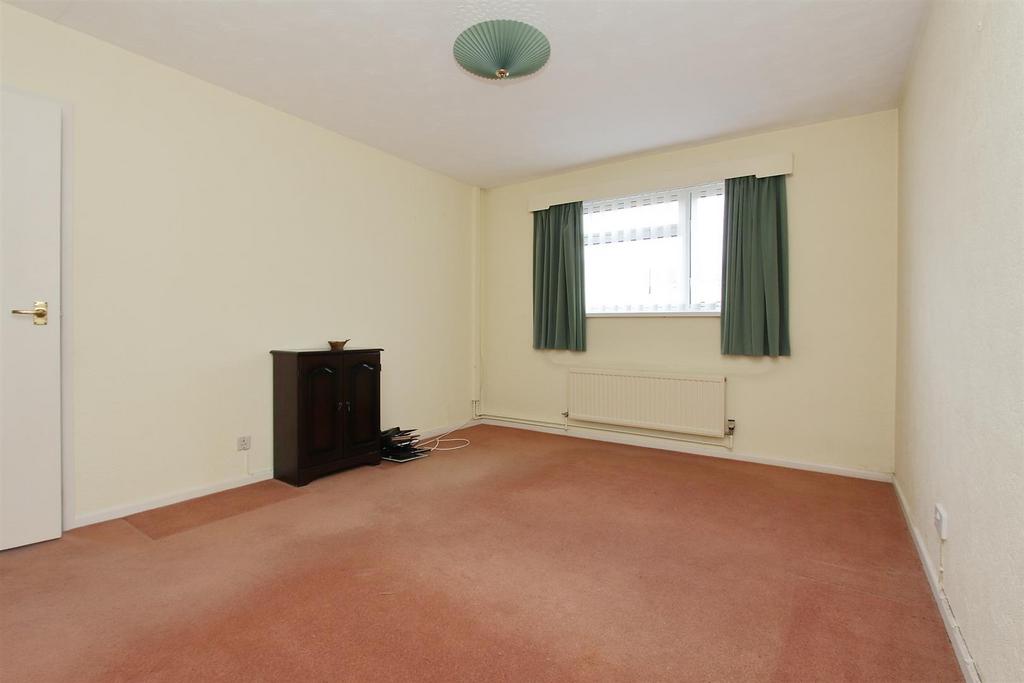 14 micheldever road PH22.JPG