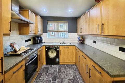 4 bedroom townhouse for sale, Robinson Grove, Crook