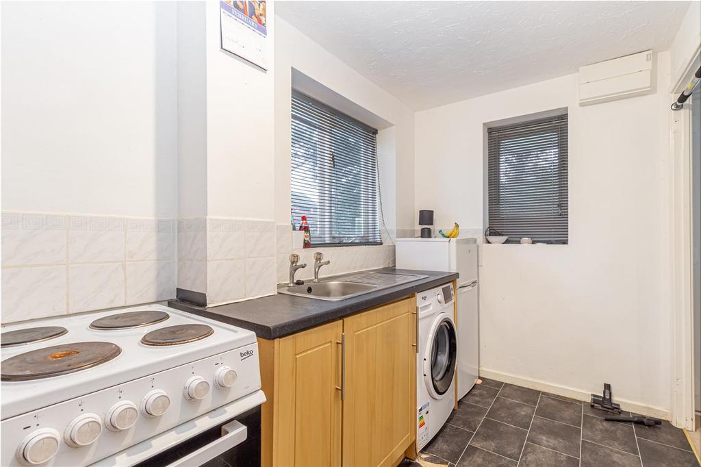 Kitchen-3.jpg