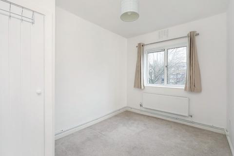 3 bedroom apartment for sale, Denmark Road, London, SE5