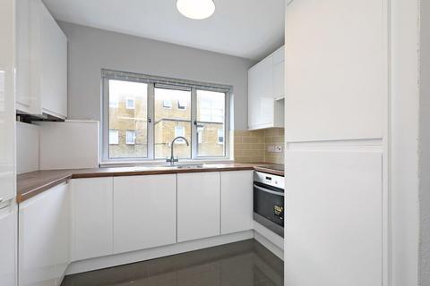 3 bedroom apartment for sale, Denmark Road, London, SE5