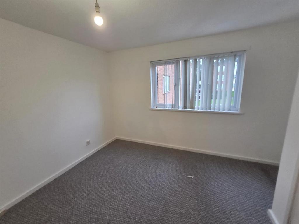 8, Newland Court 4.jpeg